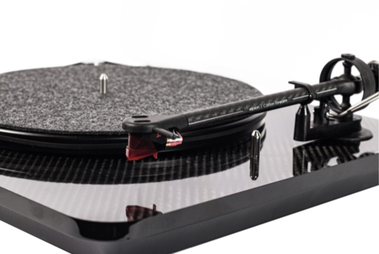 Elipson Welcomes Chroma Era Of Turntables