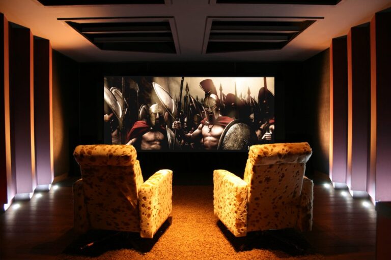 Home Cinema - Steinway Lyngdorf