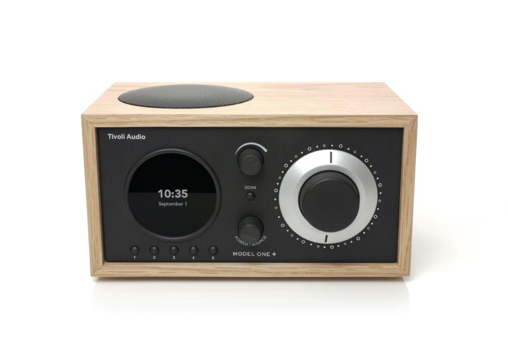 TivoliAudio Model One+ Walnut/Beige Radio DAB/DAB+ FM Bluetooth