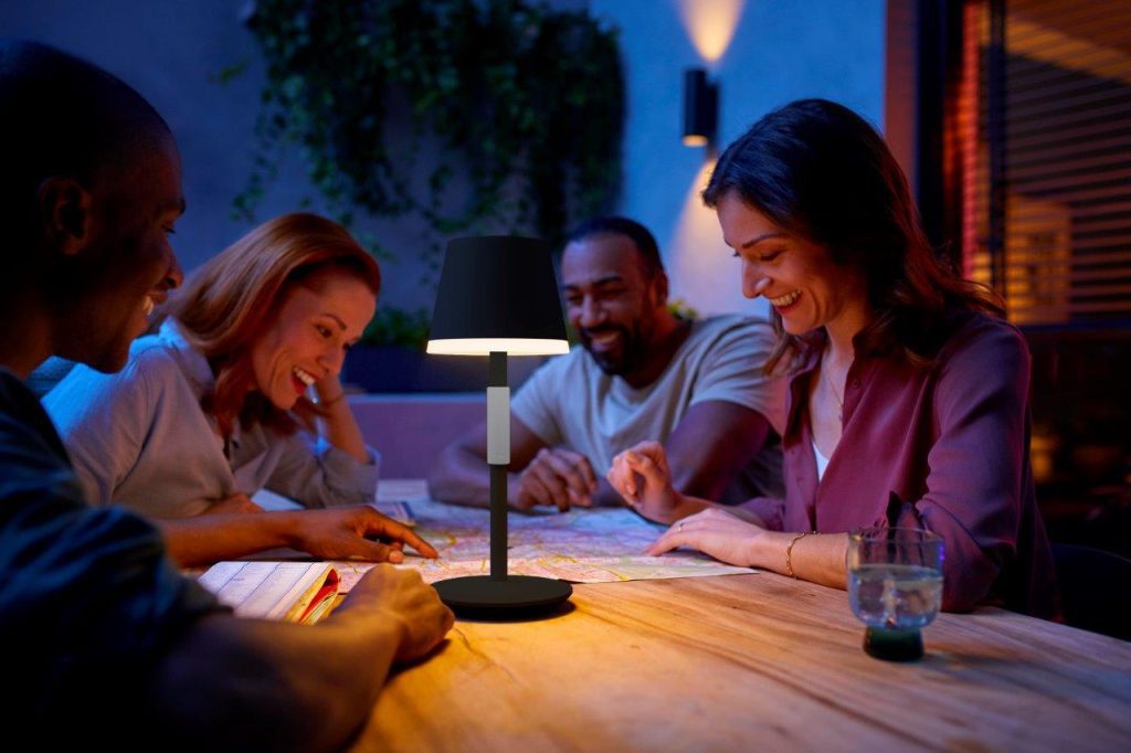 Interview] Samsung and Philips Hue Make Home Entertainment