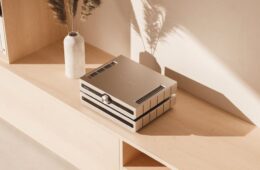 Roksan launches Caspian Streaming Pre-Amplifier and Caspian Power Amplifier