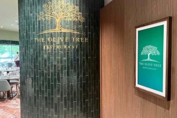Holiday Inn Telford installs Textura Pro digital canvases