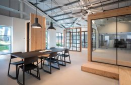 UltraView showroom: Rako Lighting control meets Sky-Frame and MHB